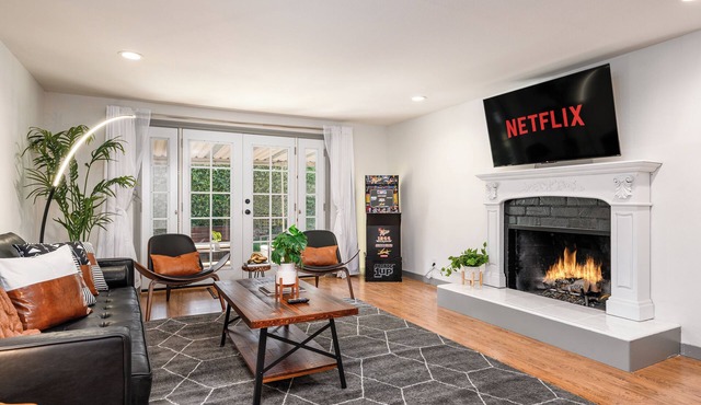 CLOSE to Disney Cozy 4BR Entertainer + Arcade