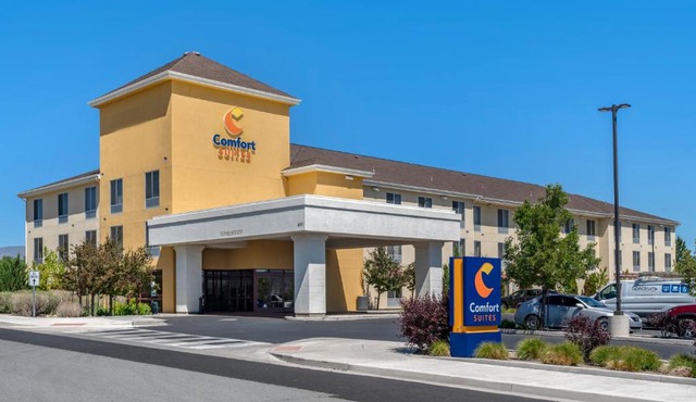 Comfort Suites Fernley