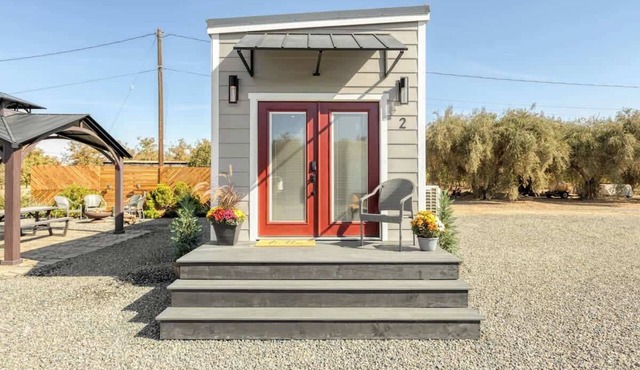 Countryside Tiny Home w Loft, Close to Sequoia NP