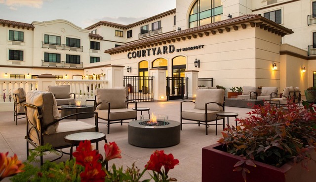 Courtyard by Marriott Santa Cruz