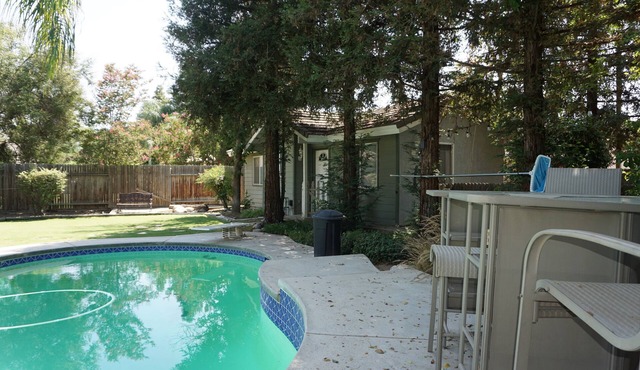 Cozy 1 Bedroom Guest House