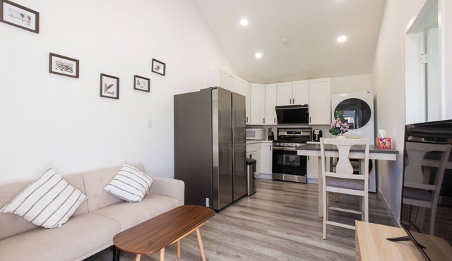 Cozy 1-bedroom house in charming La Puente with AC
