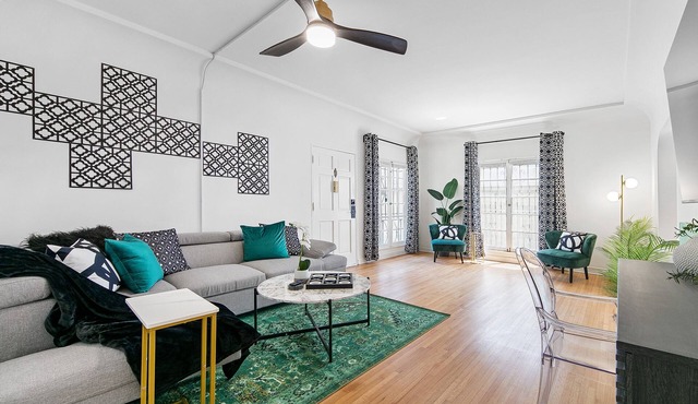 Cozy 1 BR Unit Near Rodeo Dr. w/W/D