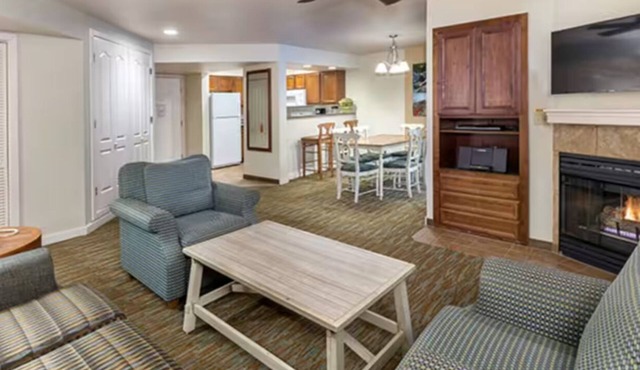 Cozy 2-bedroom condo in Zephyr Cove