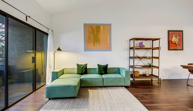 Cozy 2Bd Private Condo,4mil to Allegiant Stadium,10min to Strip,15min to airport