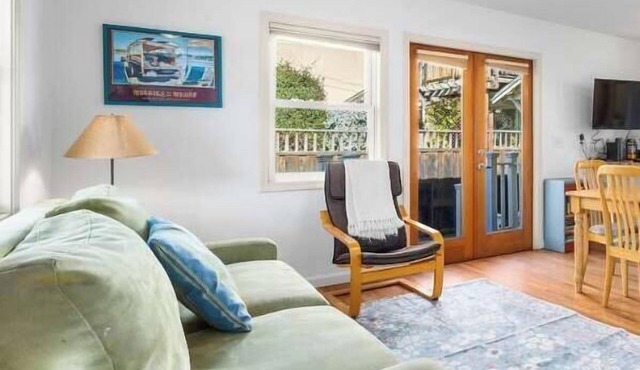 Cozy Capitola Village Home - Steps from the Beach!