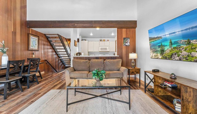 Cozy Condo and Gaming Loft Close to Northstar