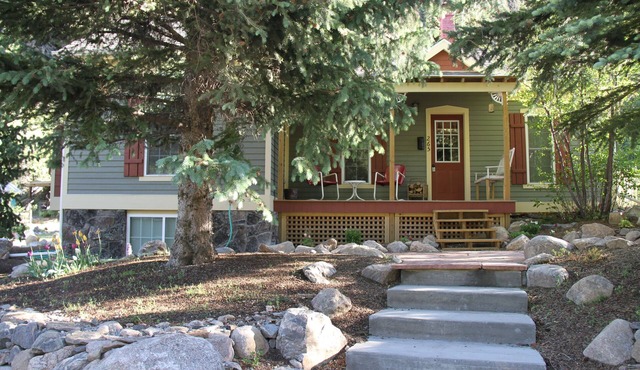 Cozy Cottage in Historic Silver Plume in Silver Plume
