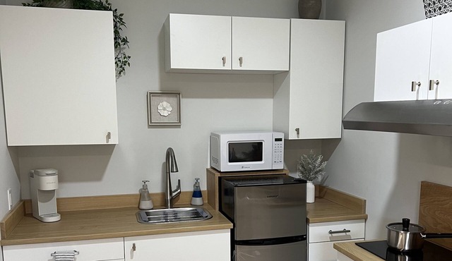 Cozy studio near downtown Novato