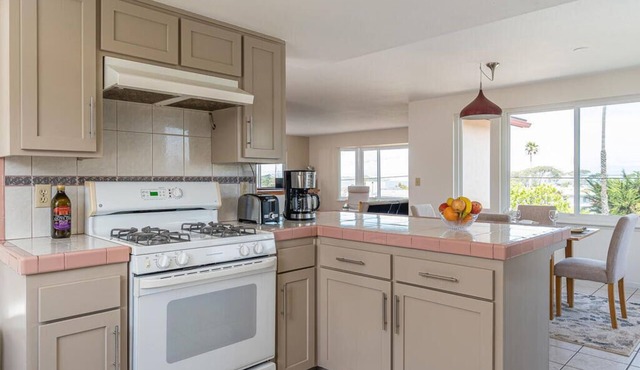 Cuesta-By-The-Sea Ocean View Home - Monthly Only