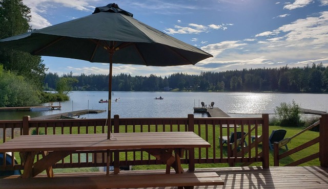 Deer Lake Summer Getaway in Clinton