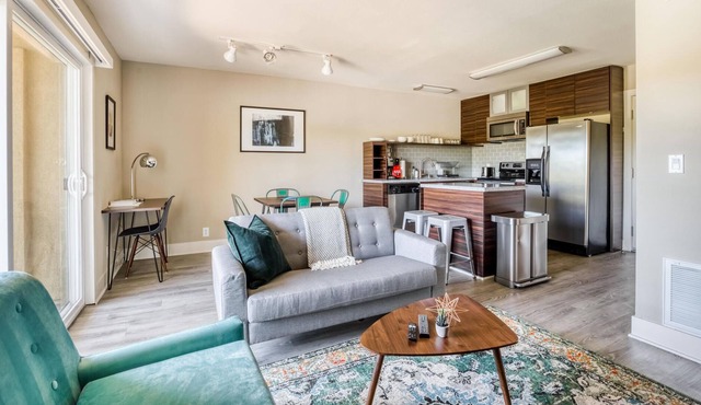Delightful 1BR in San Mateo, Gym + Pool