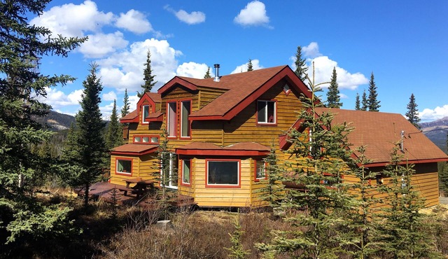 ☆ Denali Sunset House - Wild scenery with creature comforts! in Denali National Park