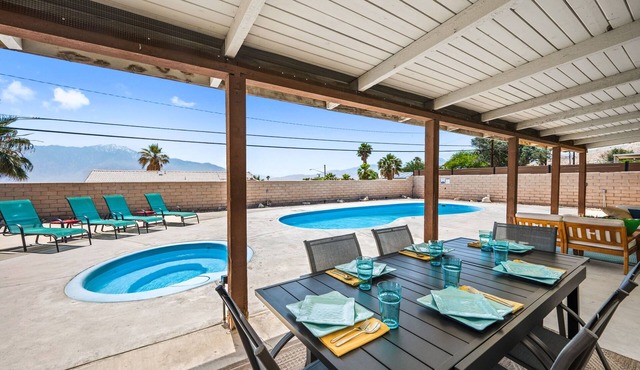 Desert Glow - Pool, Hot Tub, Game Room, & Stunning Views