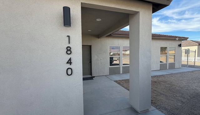 Desert Oasis Retreat-Brand New 4BR License #STR-25-20 Near Death Valley