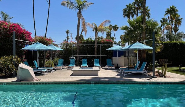 Desert Paradise - A Men's Clothing Optional Resort in Palm Springs