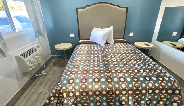 Dixie Motel