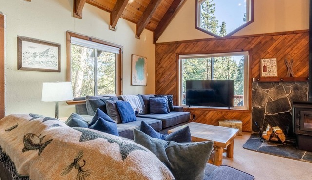 Dog-Friendly Tahoe Vista Cabin