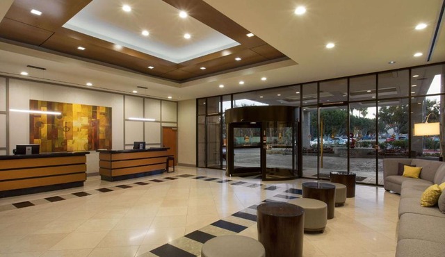DoubleTree by Hilton Los Angeles Norwalk