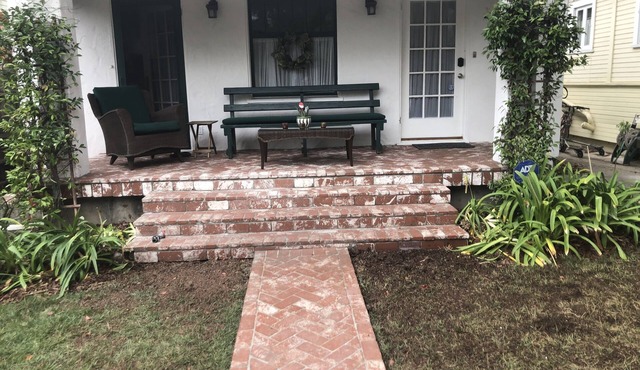 Downtown Cottage In Santa Barbara