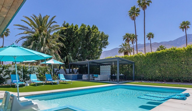 Draves Estate by WE – Luxury Pool Home