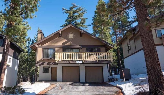 Economical Ski Home with Community Hot Tub and Seasonal Pool Acess!