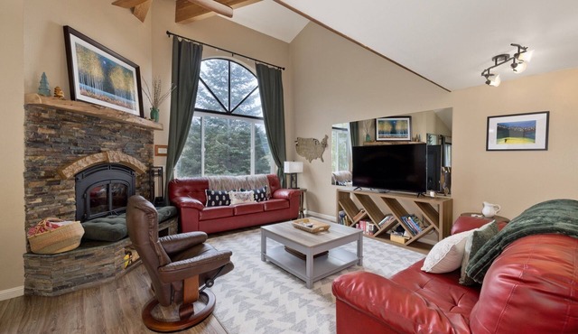 Edgewater 19, steps from the June Lake Marina.