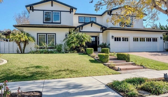 Elegant Santa Barbara Retreat – 4BR Oasis w/Pool, Library & Outdoor Haven