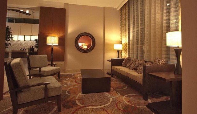Embassy Suites Palmdale in Palmdale