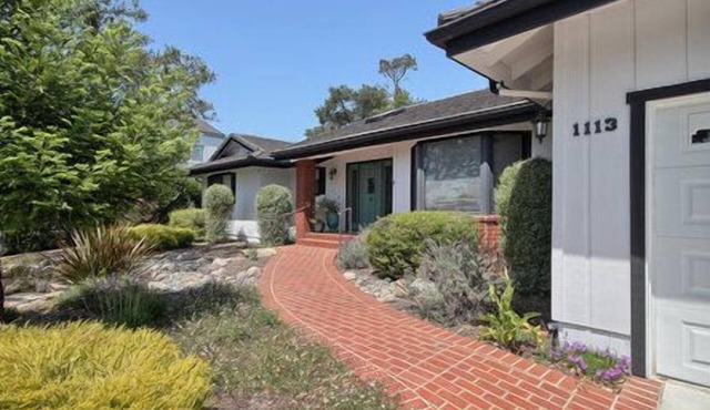 Enchanted Gardens: 3 BR, 3 BA House in Cambria, Sleeps 6