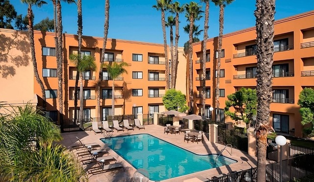 Ensuring a Very Comfortable & Memorable Stay! Near Hermosa Beach Pier