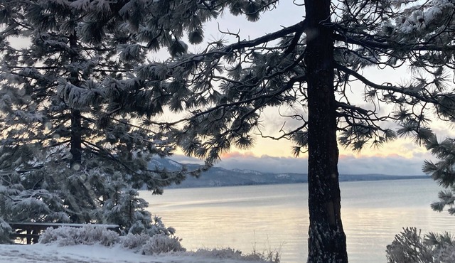 Entire condo in Stateline, NV. next to heavenly ski resort!