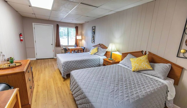 Escape to Bundick Lake: Your Charming Cabin Retreat Awaits in DeRidder