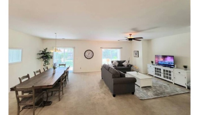 Excellent home for traveling professionals