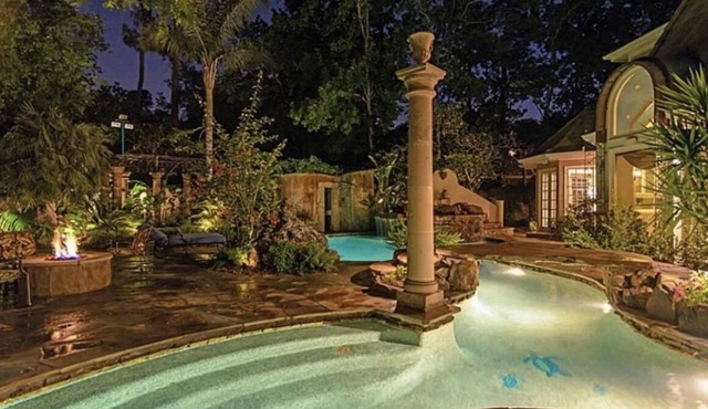 Experience Houston living near Willowbrook Mall in Houston