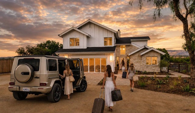 Fabulous 6-bedroom hilltop Estate in charming Los Olivos in Solvang