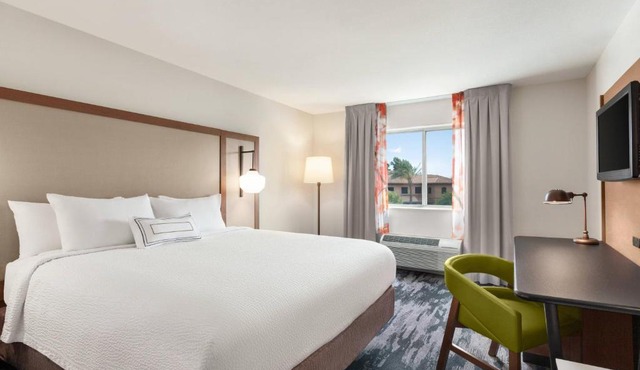 Fairfield Inn by Marriott Visalia Sequoia