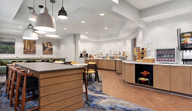 Fairfield Inn by Marriott Visalia Sequoia
