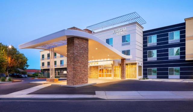 Fairfield Inn & Suites by Marriott Fresno North/Shaw Avenue