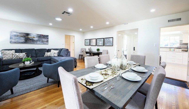 Family friendly home by Disneyland Universal SoFi FIFA DTLA SGV Pasadena Arcadia