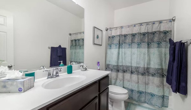 Family & Group Retreat,4BR Home, King Suite, EV Charger