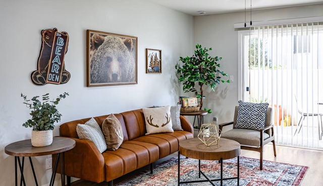 Fully Furnished w/Wifi & Patio, 2 mi to USCB & Beach & 7 mi to Cottage Hospital