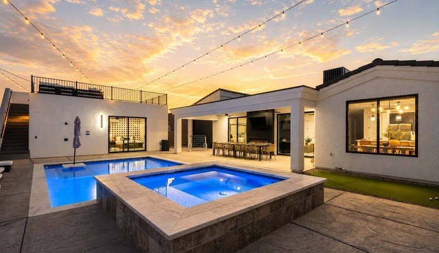 Gameroom | Lakeviews Pool Spa | Near Marina