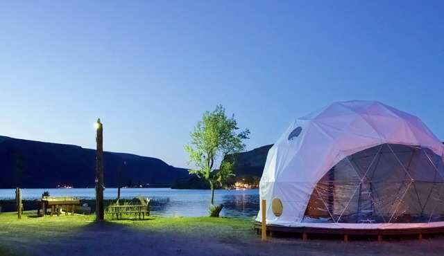 Glamping Dome at Blue Lake in Coulee City (site 41) in Grant County