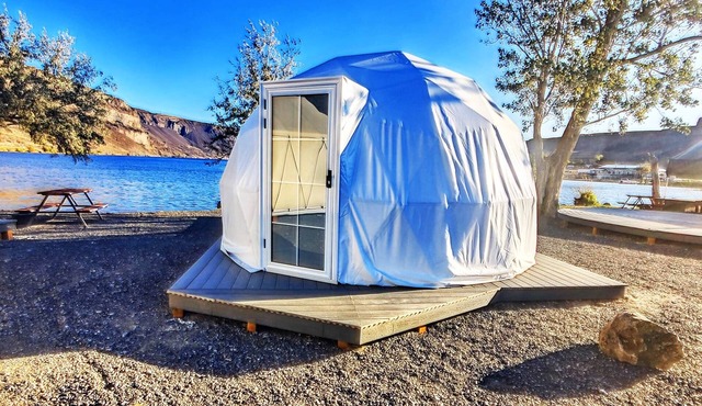 Glamping Dome at Blue Lake in Coulee City (site 39) in Grant County