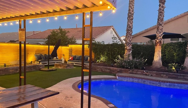 Gorgeous Las Vegas/Henderson Home with Pool!!!