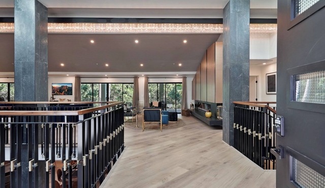 Grand Retreat 7Bed/6.5Bath/Pool/Theater/6k+sqft