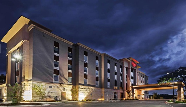 Hampton Inn By Hilton Bulverde Texas Hill Country in Bulverde