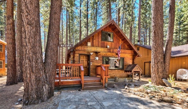 Hank Monk Chalet by RedAwning