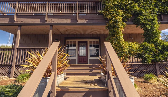 Hawk View Home in Woodacre